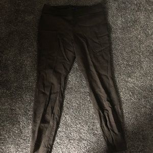 $18 APT olive & black skinny pants XL